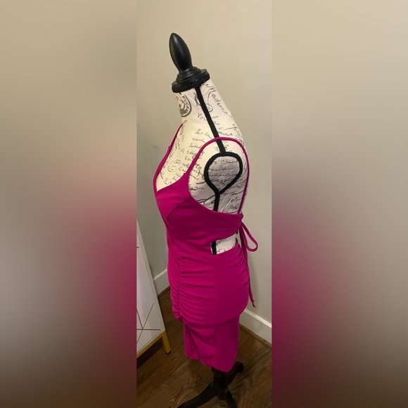 Deep V Neck Pink Cutout Strappy Ruched Slit Dress Size 3 By Morgan & Co. - Picture 6 of 10